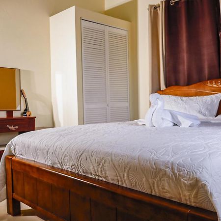 كينغستون Ivs Bed And Breakfast المظهر الخارجي الصورة