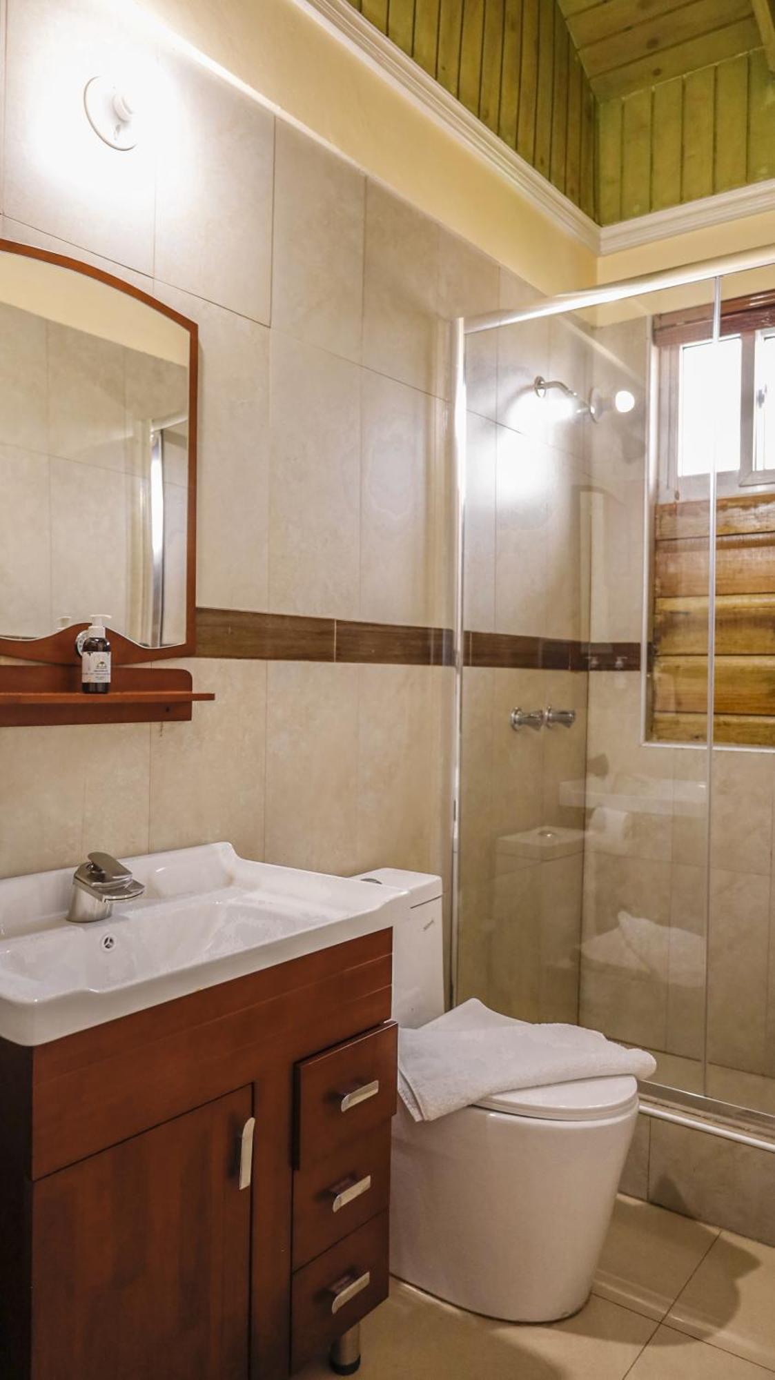 كينغستون Ivs Bed And Breakfast المظهر الخارجي الصورة